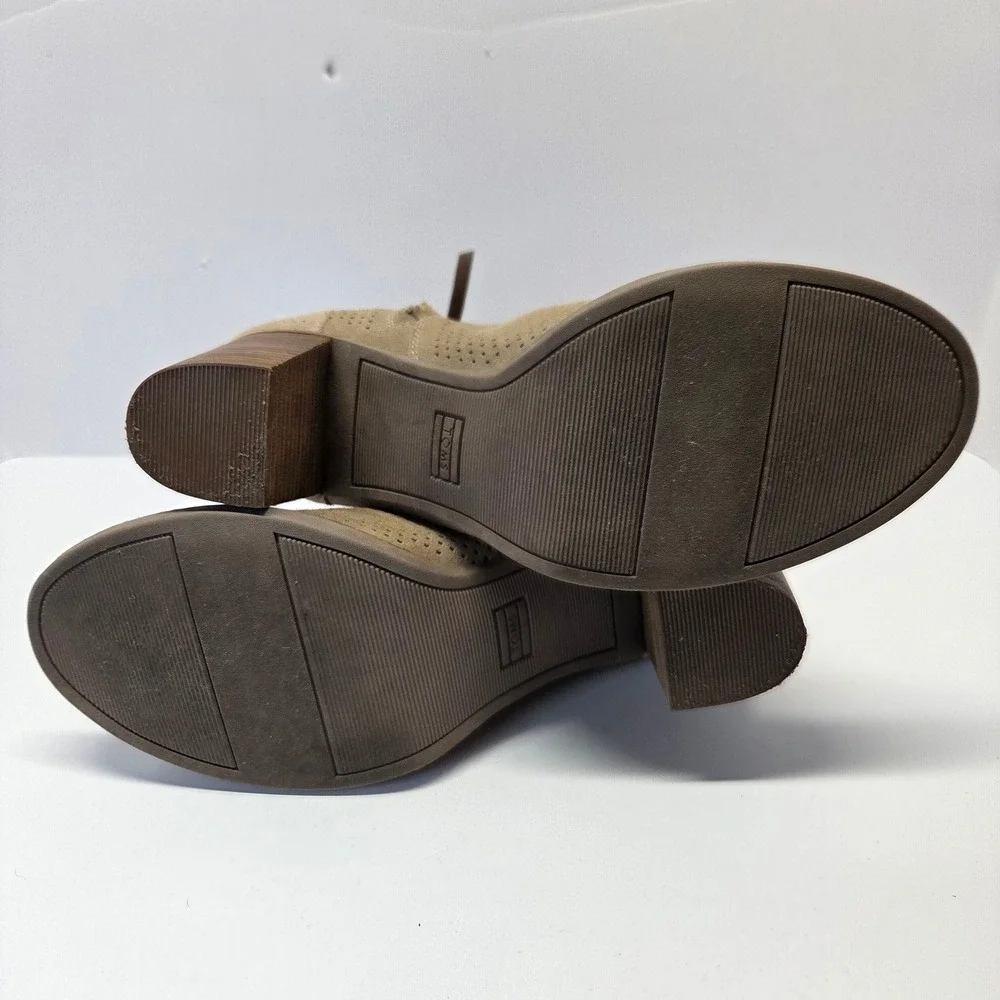 Toms Majorca Peep Toe Booties 11 Taupe Perforated Suede Block Heel Ankle Boots